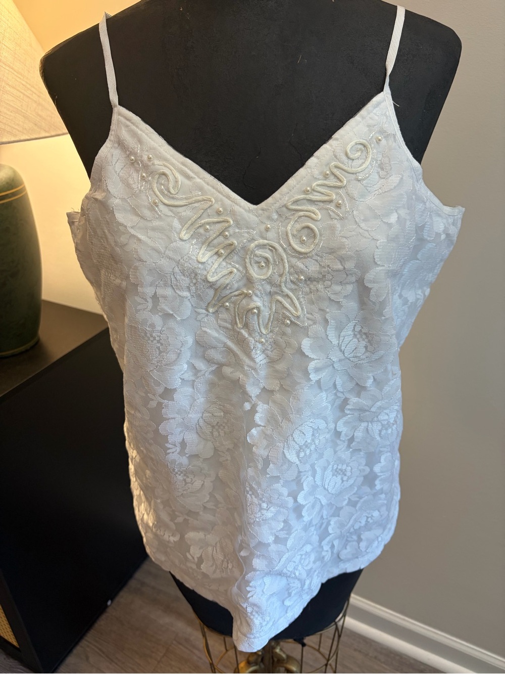 IB Diffusion Y2K Evening Layering White Lace Camisole Tank Top Size Large